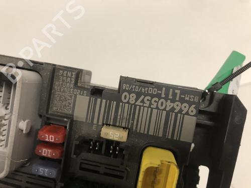 Used Fuse box Fuse box 36248154 36248154