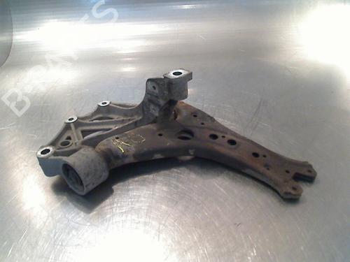Used Right front suspension arm Right front suspension arm 34681668 34681668