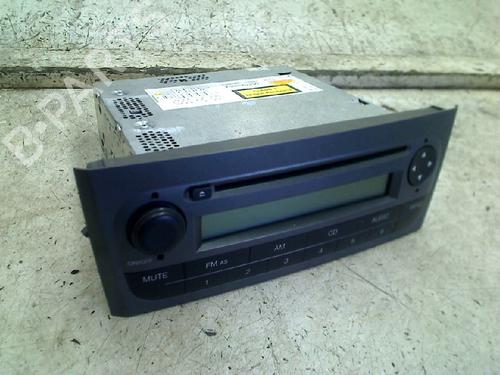 Used Radio Radio FIAT GRANDE PUNTO (199_) 1.4 (199AXB11, 199AXB1A, 199BXB1A, 199AXL1A) (77 hp) 34675980 34675980