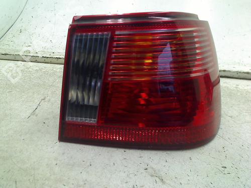 Used Right taillight Right taillight 34667889 34667889