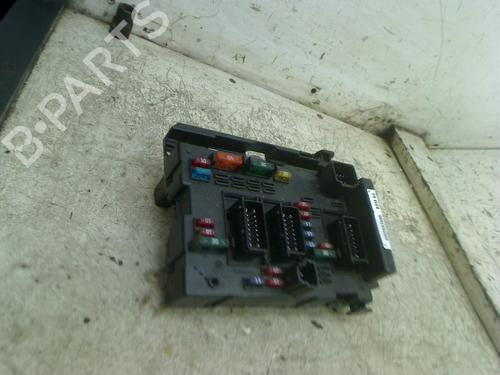 Used Fuse box Fuse box FIAT ULYSSE (179_) 2.0 (179BXA11, 179BXA1A) (136 hp) 34673131 34673131