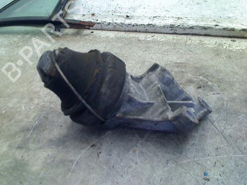 engine-mount-volvo-s60-i-384-2000-2001-2002-2003-2004-2005-2006-2007-2008-2009-2010-34668800 main image