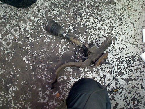 Used Left front steering knuckle Left front steering knuckle ALFA ROMEO 166 (936_) 2.0 T.Spark (936A3B00) (150 hp) 34657801 34657801