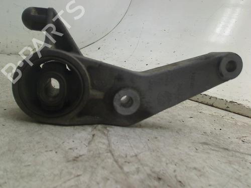 Used Engine mount Engine mount OPEL CORSA C (X01) 1.4 (F08, F68) (90 hp) 34665549 34665549