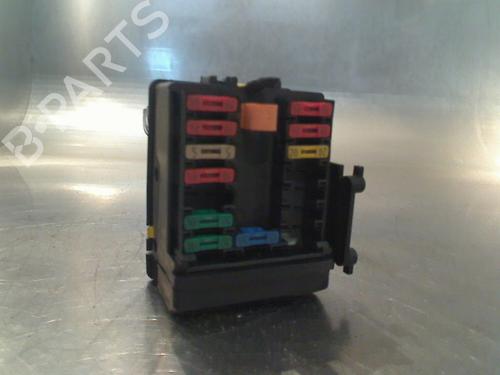 Used Fuse box Fuse box CITROËN SAXO (S0, S1) 1.1 X, SX (60 hp) 34681160 34681160