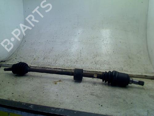 Used Right front driveshaft Right front driveshaft FIAT GRANDE PUNTO (199_) 1.4 (199AXB11, 199AXB1A, 199BXB1A, 199AXL1A) (77 hp) 34675996 34675996