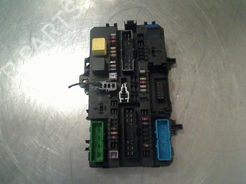 Used Fuse box Fuse box OPEL ASTRA H (A04) 1.8 (L48) (125 hp) 34682811 34682811