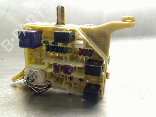 Used Fuse box Fuse box TOYOTA YARIS VERSO (_P2_) 1.3 (NCP20_, NCP22_, NCP20R, NCP22R) (86 hp) 34689981 34689981