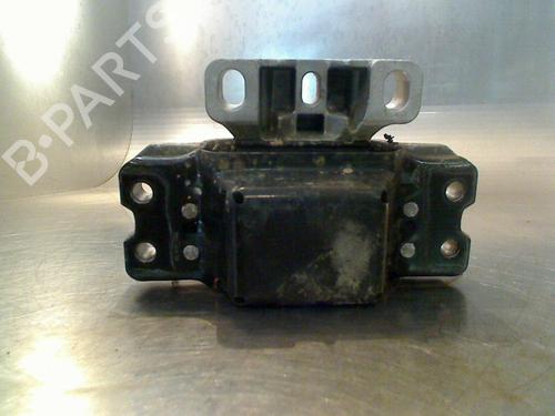 Used Engine mount Engine mount VW TOURAN (1T1, 1T2) 2.0 FSI (150 hp) 34679735 34679735