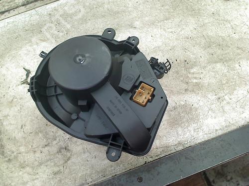 Used Heater blower motor Heater blower motor VW PASSAT B5.5 Variant (3B6) 1.9 TDI (130 hp) 34656431 34656431