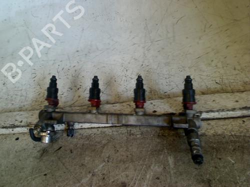 injection-rail-opel-corsa-c-x01-2000-2001-2002-2003-2004-2005-2006-2007-2008-2009-34671279 main image