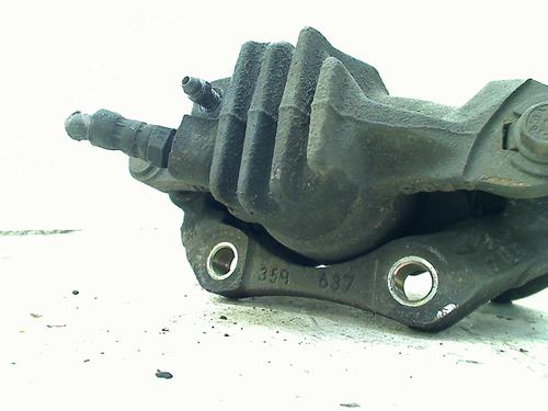 Used Right front brake caliper Right front brake caliper PEUGEOT 306 Hatchback (7A, 7C, N3, N5) 1.4 (75 hp) 34652045 34652045