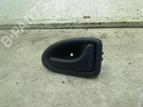 Used Front right interior door handle Front right interior door handle RENAULT CLIO II (BB_, CB_) 1.6 16V (BB01, BB0H, BB0T, BB14, BB1D, BB1R, BB2KL, BB3G... (107 hp) 34669539 34669539