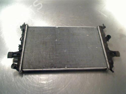 Used Water radiator Water radiator OPEL ZAFIRA A MPV (T98) 1.6 16V (F75) (101 hp) 34681675 34681675