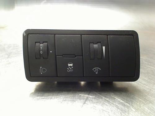 switch-kia-venga-yn-2010-2011-2012-2013-2014-2015-2016-2017-2018-2019-34690512 main image