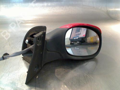 Used Right mirror Right mirror PEUGEOT 1007 (KM_) 1.4 (75 hp) 34678397 34678397