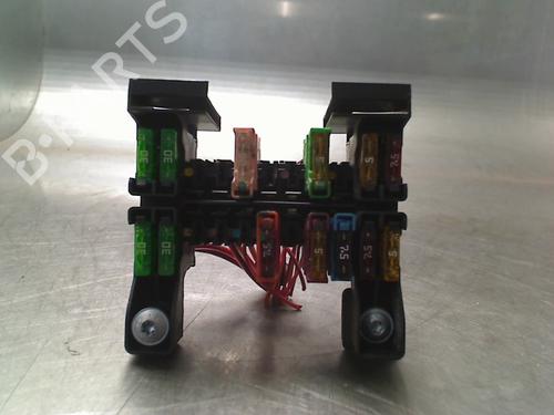 Used Fuse box Fuse box MERCEDES-BENZ CLS (C219) CLS 350 (219.356) (272 hp) 34689281 34689281