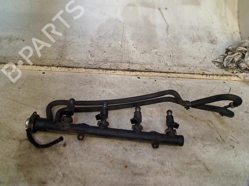 Used Injection rail Injection rail 34657447 34657447