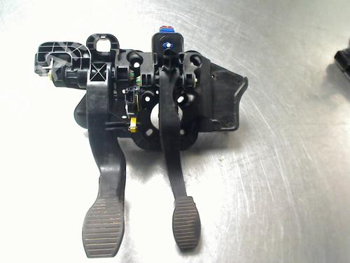Used Pedal Pedal OPEL COMBO Box Body/MPV (X12) 1.3 CDTI (B05) (90 hp) 34685974 34685974