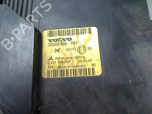 Right headlight VOLVO V50 (545) 2.0 D | BP34685870C29 - Image 2