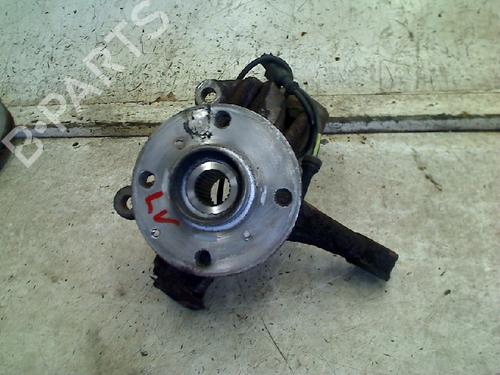 Used Left front steering knuckle Left front steering knuckle PEUGEOT 107 (PM_, PN_) 1.0 (68 hp) 34675903 34675903