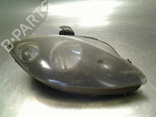 Used Right headlight Right headlight SEAT ALTEA XL (5P5, 5P8) 1.2 TSI (105 hp) 34689530 34689530