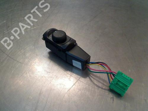 Used Switch Switch PEUGEOT 5008 (0U_, 0E_) 1.6 16V (156 hp) 34683723 34683723