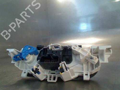 Climate control RENAULT TWINGO II (CN0_) 1.2 (CN0D) | BP34683940I5 - Image 3