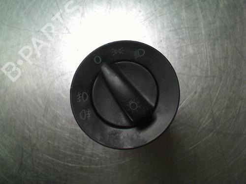 Used Headlight switch Headlight switch VW GOLF IV (1J1) 2.3 V5 (170 hp) 34689777 34689777