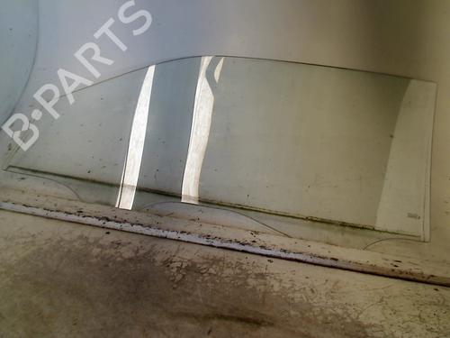 Used Front right door window Front right door window 34664687 34664687