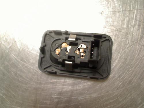 Used Switch Switch OPEL MERIVA A MPV (X03) 1.6 16V (E75) (100 hp) 34690057 34690057