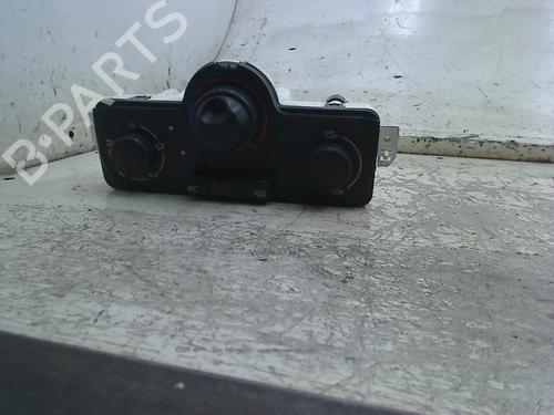 climate-control-renault-clio-iii-br01-cr01-2005-2006-2007-2008-2009-2010-2011-2012-2013-2014-34662991 main image