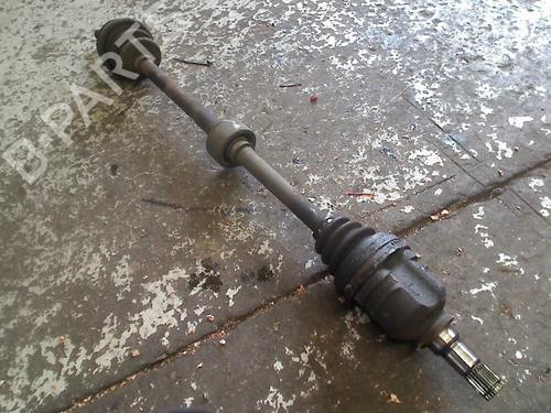 Used Right front driveshaft Right front driveshaft TOYOTA COROLLA Compact (_E9_) 1.6 i (AE92) (105 hp) 34664589 34664589