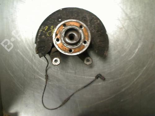 Used Right front steering knuckle Right front steering knuckle MERCEDES-BENZ VITO / MIXTO Van (W639) 109 CDI (639.601, 639.603, 639.605) (88 hp) 34686222 34686222