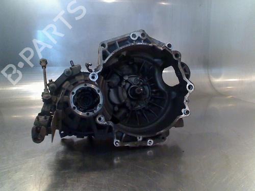 Caixa de velocidades Caixa de velocidades VW GOLF IV (1J1) 1.4 16V (75 hp) 34684479 34684479