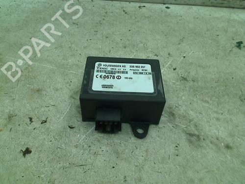 Used Switch Switch VW LT 28-35 II Bus (2DB, 2DE, 2DK) 2.5 TDI (109 hp) 34658990 34658990