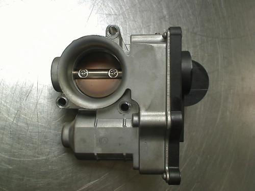 Used Throttle body Throttle body NISSAN MICRA III (K12) 1.2 16V (65 hp) 34690593 34690593