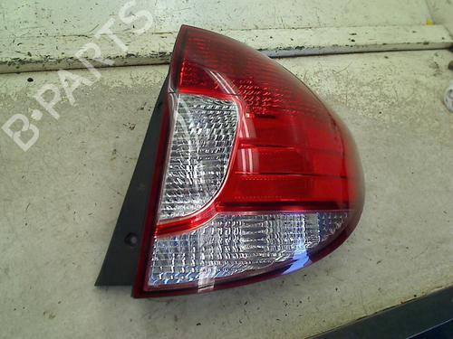 right-taillight-kia-rio-i-hatchback-dc-2000-2001-2002-2003-2004-2005-2006-34668024 main image