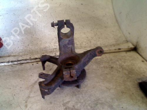 Used Right front steering knuckle Right front steering knuckle FORD FOCUS I (DAW, DBW) 1.4 16V (75 hp) 34674640 34674640