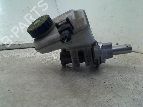 brake-master-cylinder-toyota-aygo-_b1_-2005-2006-2007-2008-2009-2010-2011-2012-2013-2014-34666701 main image