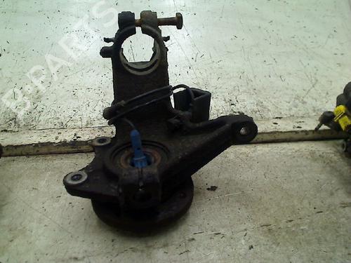 Used Right front steering knuckle Right front steering knuckle PEUGEOT 206 Hatchback (2A/C) 1.4 i (75 hp) 34673846 34673846