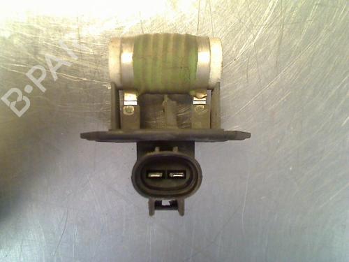 Used Heater resistor Heater resistor KIA CARENS III MPV (UN) 2.0 CVVT (144 hp) 40266557 40266557