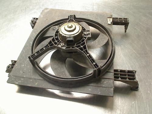 radiator-fan-smart-fortwo-coupe-450-2004-2005-2006-2007-34690113 main image