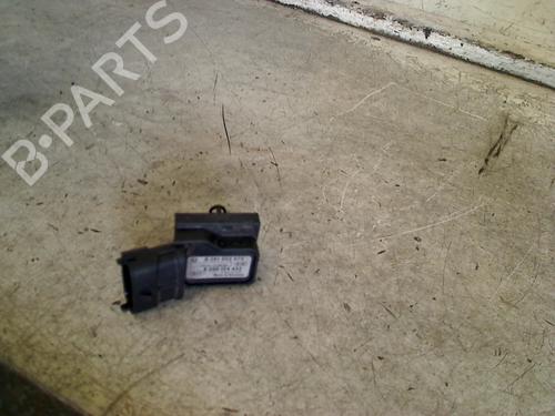 Used Mass air flow sensor Mass air flow sensor RENAULT MEGANE II (BM0/1_, CM0/1_) 1.5 dCi (BM0F, BM0T, BM2B, CM0F, CM0T) (82 hp) 34669282 34669282
