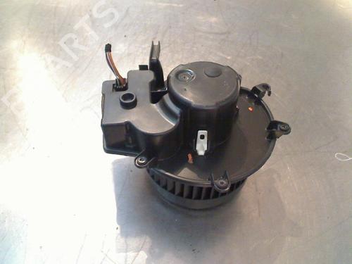 Used Heater blower motor Heater blower motor MERCEDES-BENZ C-CLASS T-Model (S203) C 200 Kompressor (203.242) (163 hp) 34680694 34680694