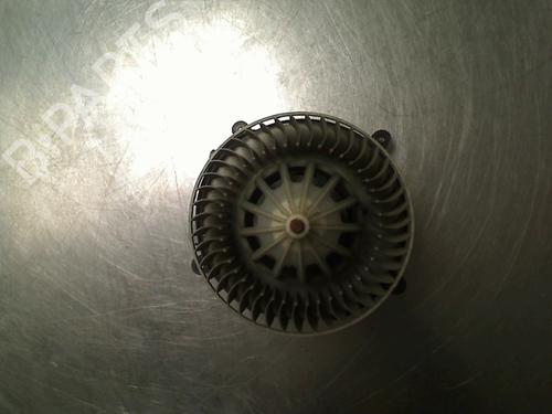 Used Heater blower motor Heater blower motor MERCEDES-BENZ CLS (C219) CLS 350 (219.356) (272 hp) 34689307 34689307
