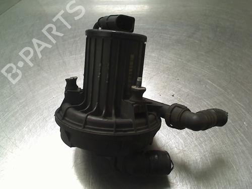 Used Secondary air pump Secondary air pump VW GOLF IV (1J1) 2.3 V5 (170 hp) 34689760 34689760