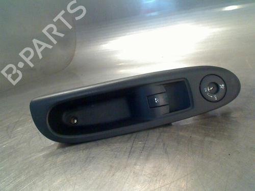 Used Switch Switch RENAULT CLIO II (BB_, CB_) 1.2 16V (BB05, BB0W, BB11, BB27, BB2T, BB2U, BB2V, CB05,... (75 hp) 34684760 34684760