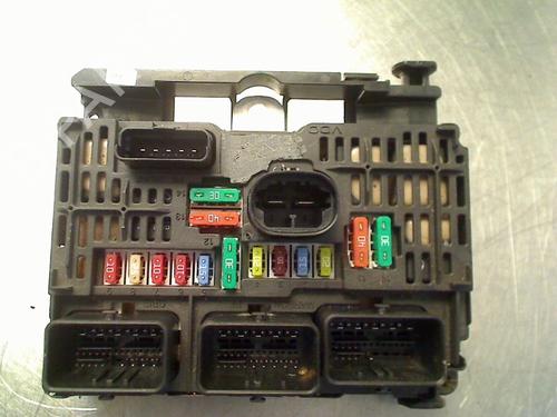 Used Fuse box Fuse box 39469970 39469970