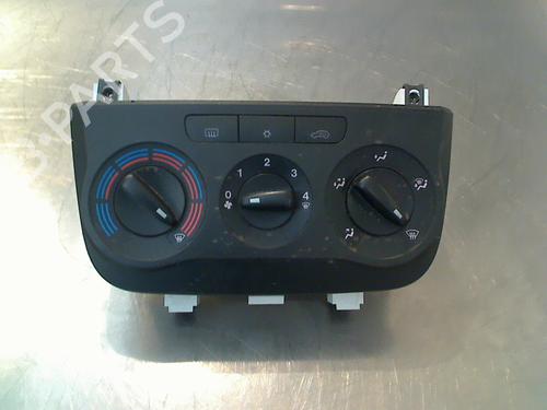 Used Climate control Climate control FIAT GRANDE PUNTO (199_) 1.4 (199AXB11, 199AXB1A, 199BXB1A, 199AXL1A) (77 hp) 34677944 34677944